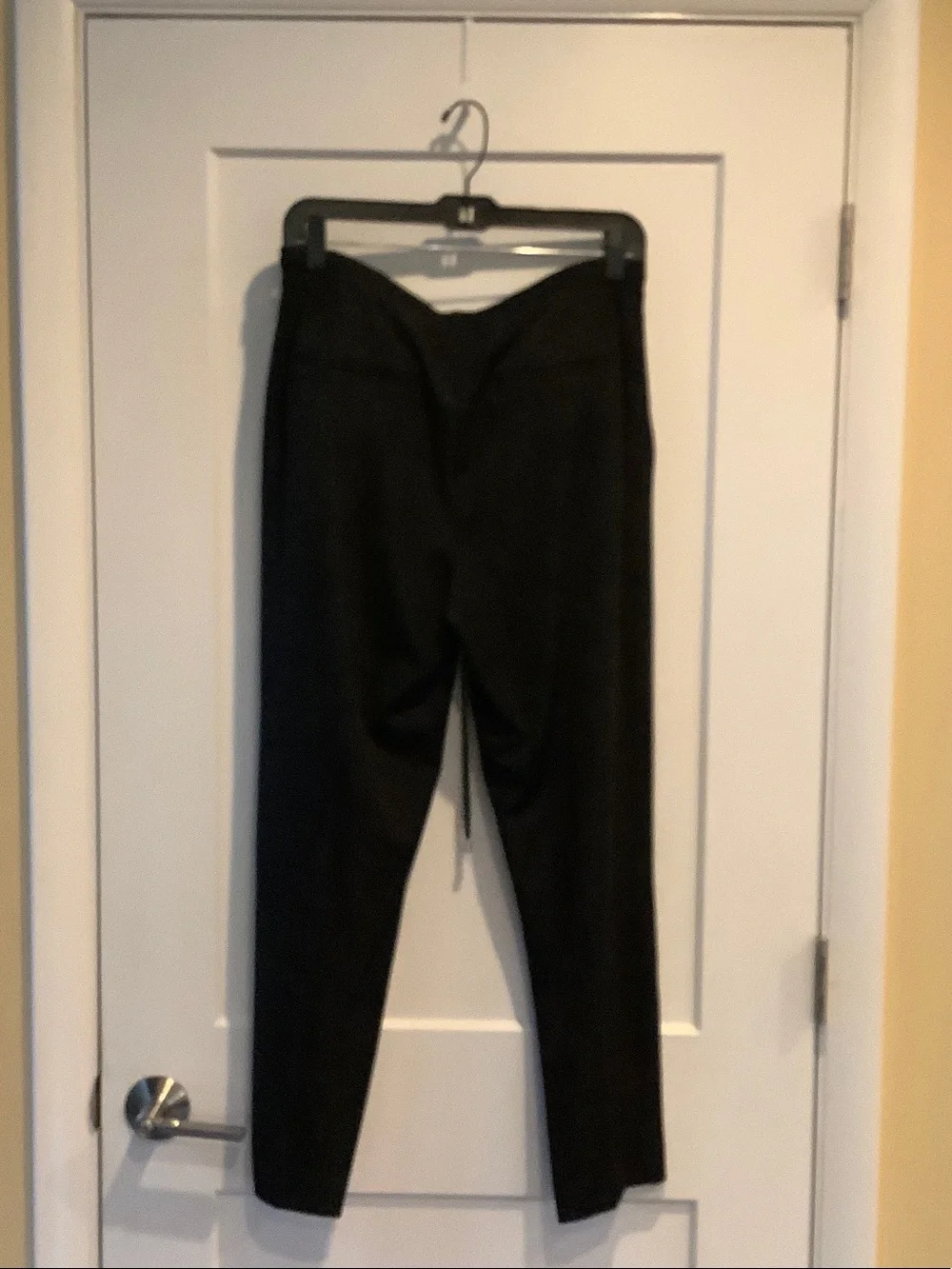 Express Black Ankle-Length Women's Pants